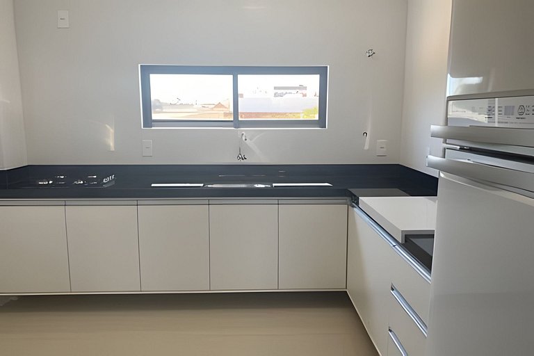 03 quartos (ar condicionado e ventilador), até 10 pessoas, g