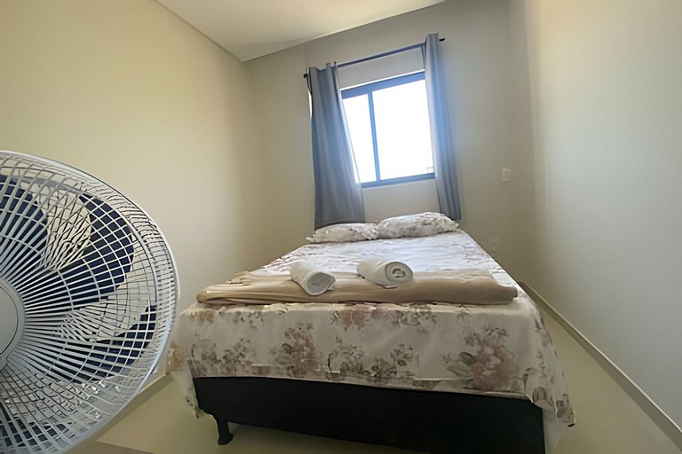 03 quartos (ar condicionado e ventilador), até 10 pessoas, g