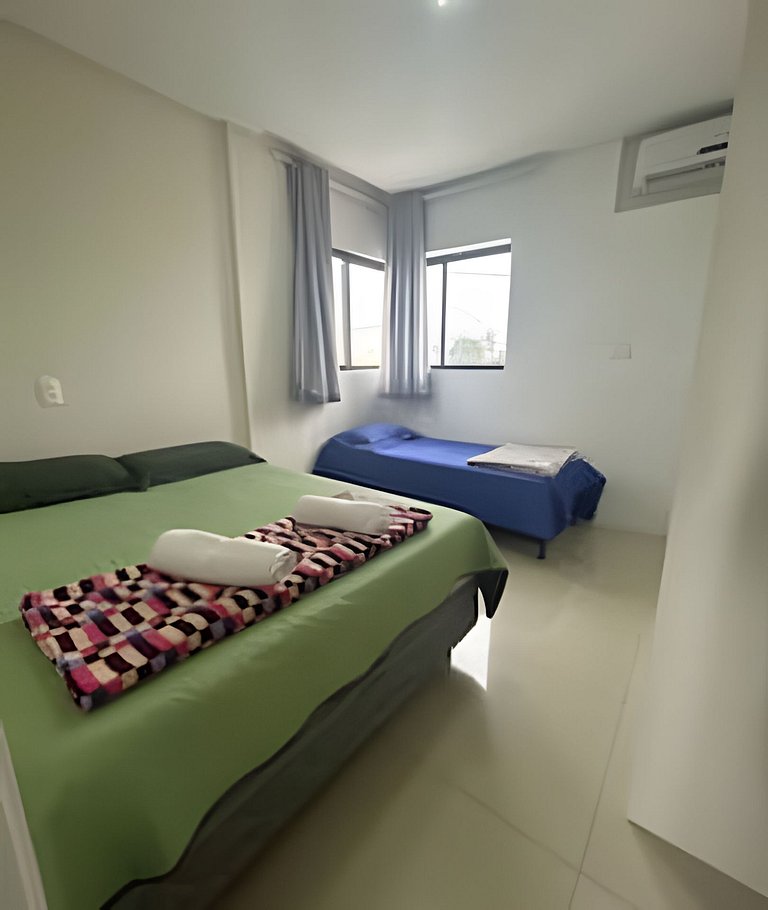 03 quartos (ar condicionado e ventilador), até 10 pessoas, g