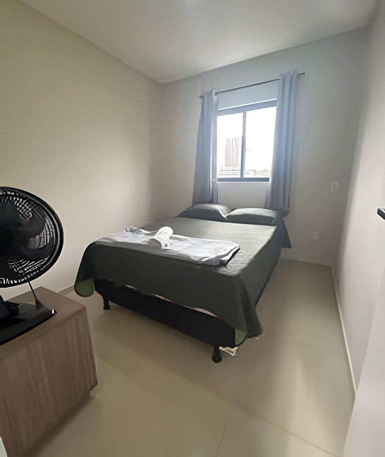 03 quartos (ar condicionado e ventilador), até 10 pessoas, g
