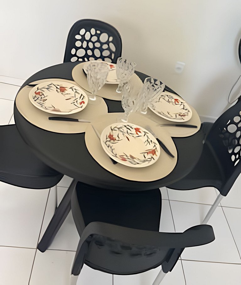 Próx. ao shopping, para 10 pessoas, ar condicionado e garage