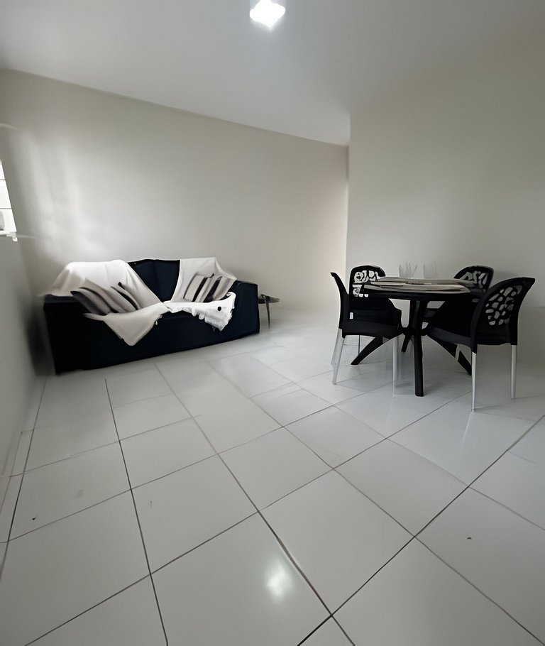 Próx. ao shopping, para 10 pessoas, ar condicionado e garage