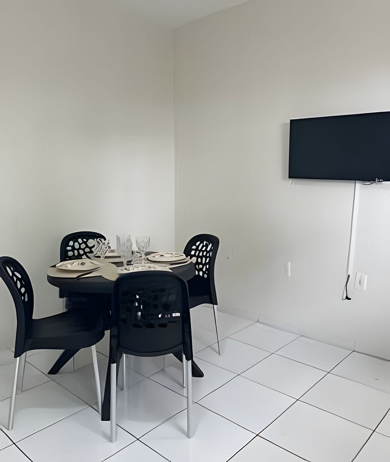 Próx. ao shopping, para 10 pessoas, ar condicionado e garage