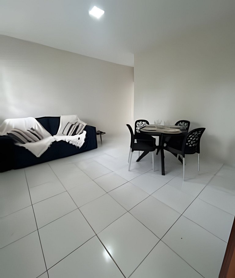 Próx. ao shopping, para 10 pessoas, ar condicionado e garage