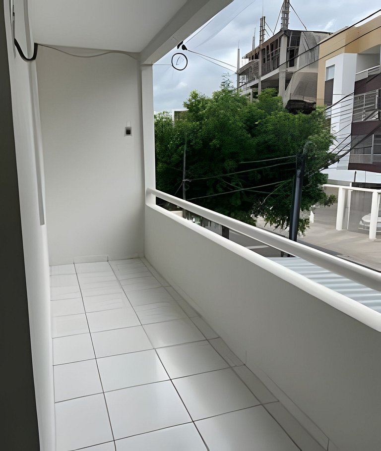 Até 10 pessoas, próx. ao shopping, ar condicionado, garagem