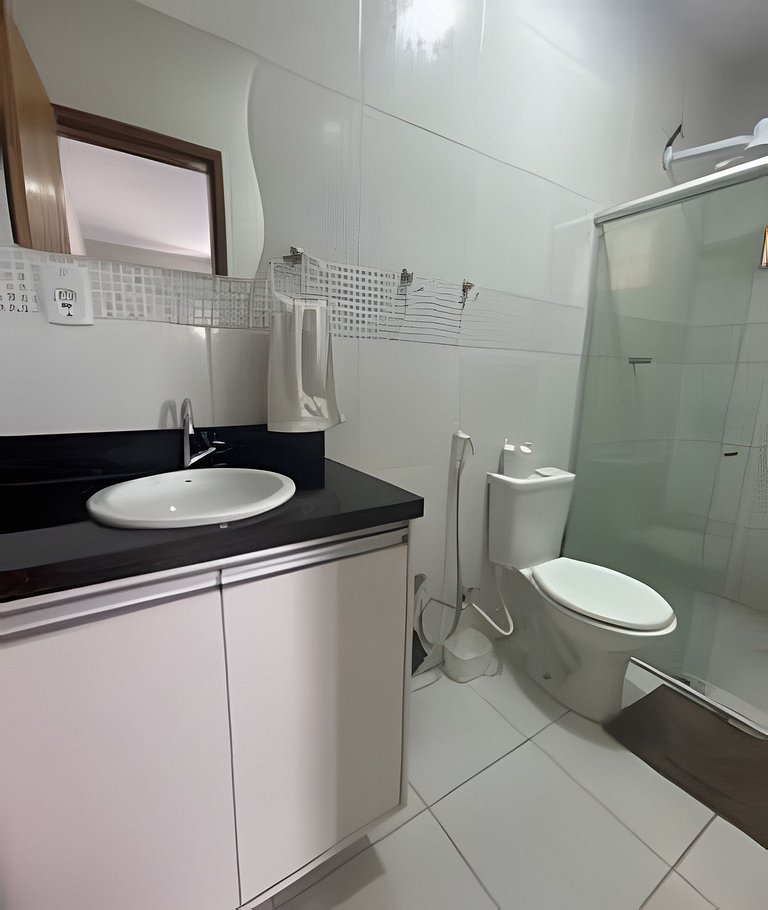 Até 10 pessoas, próx. ao shopping, ar condicionado, garagem