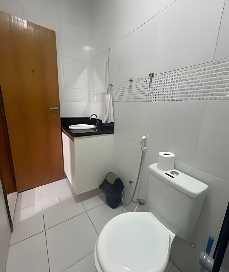 Até 10 pessoas, próx. ao shopping, ar condicionado, garagem