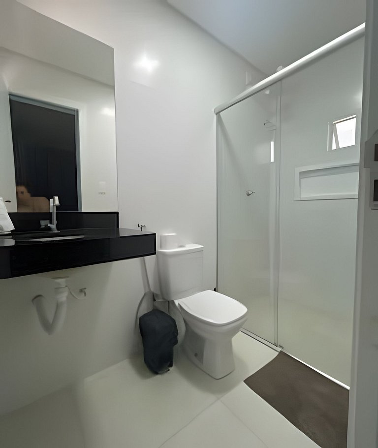 Para 10 pessoas, 03 quartos ar condicionado e ventilador, ga