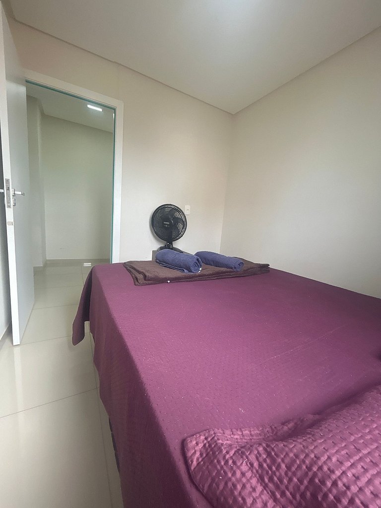03 quartos (ar condicionado e ventilador), até 10 pessoas, g